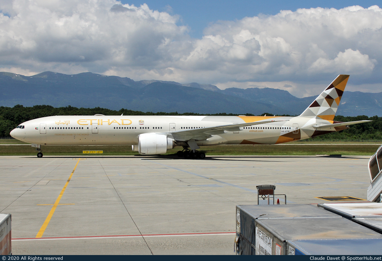 Photo of A6-ETB - Boeing 777-3FX(ER) operated by Etihad Airways