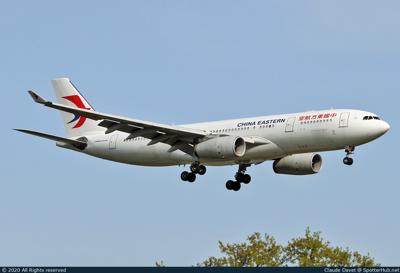 Photo of B-6543 - Airbus A330-243 operated by China Eastern Airlines