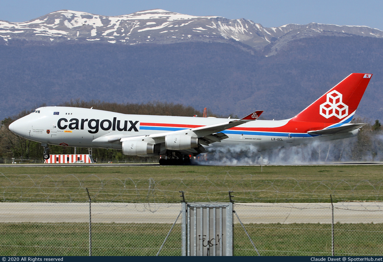 Photo of LX-GCL - Boeing 747-467F operated by Cargolux