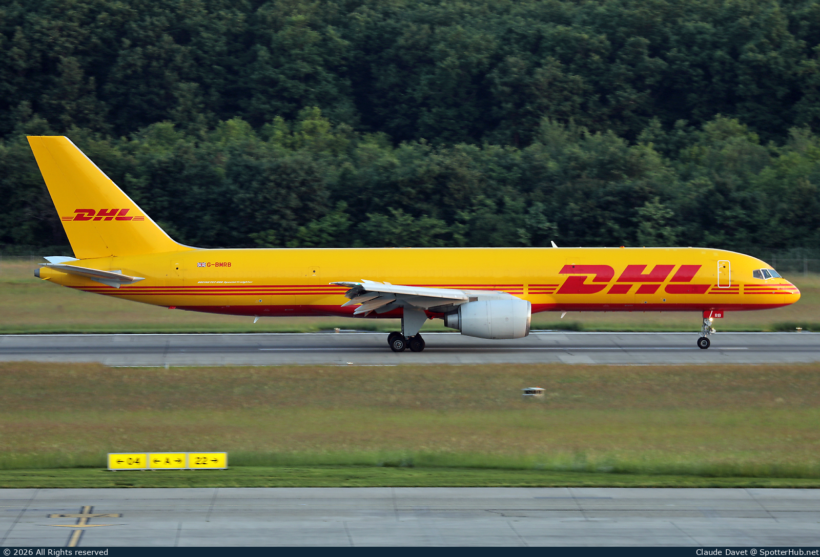 Photo of G-BMRB - Boeing 757-236(SF) operated by DHL Air