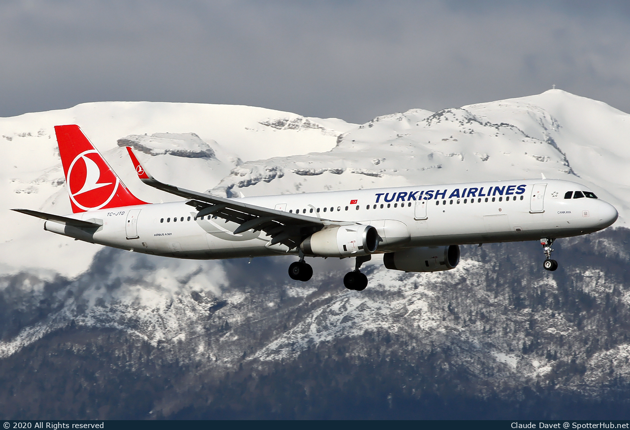 Photo of TC-JTD - Airbus A321-231 operated by Turkish Airlines