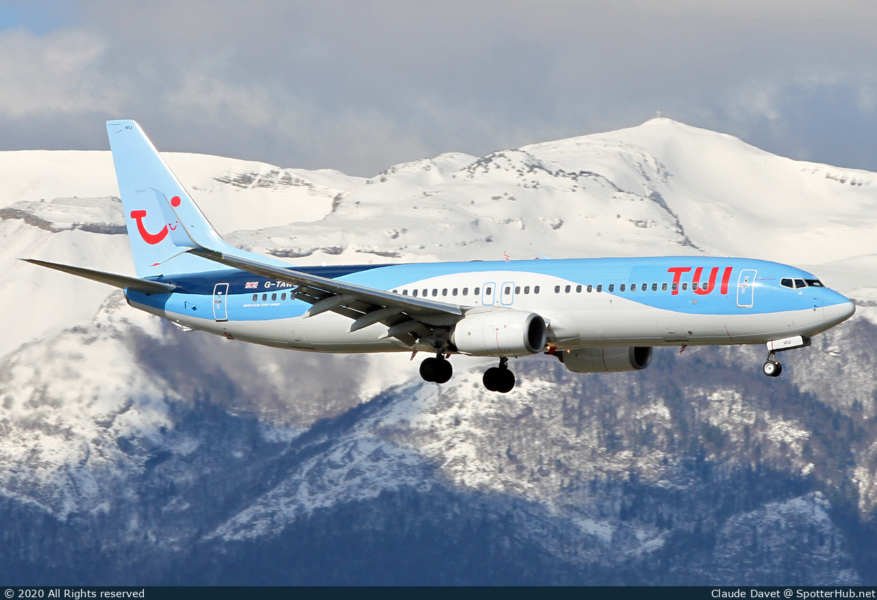 Photo of G-TAWU - Boeing 737-8K5 operated by TUI Airways