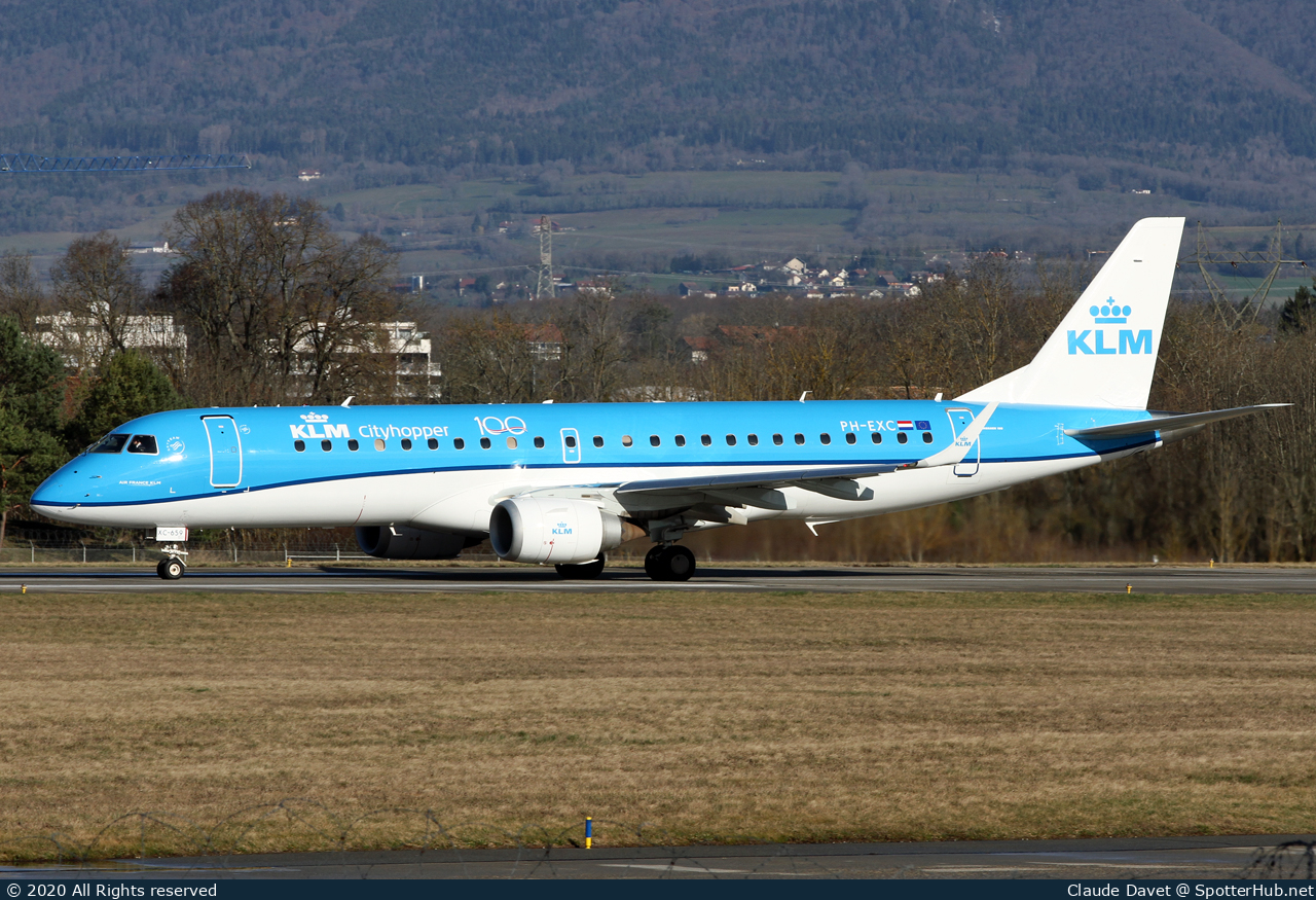 Photo of PH-EXC - Embraer ERJ-190STD operated by KLM Cityhopper