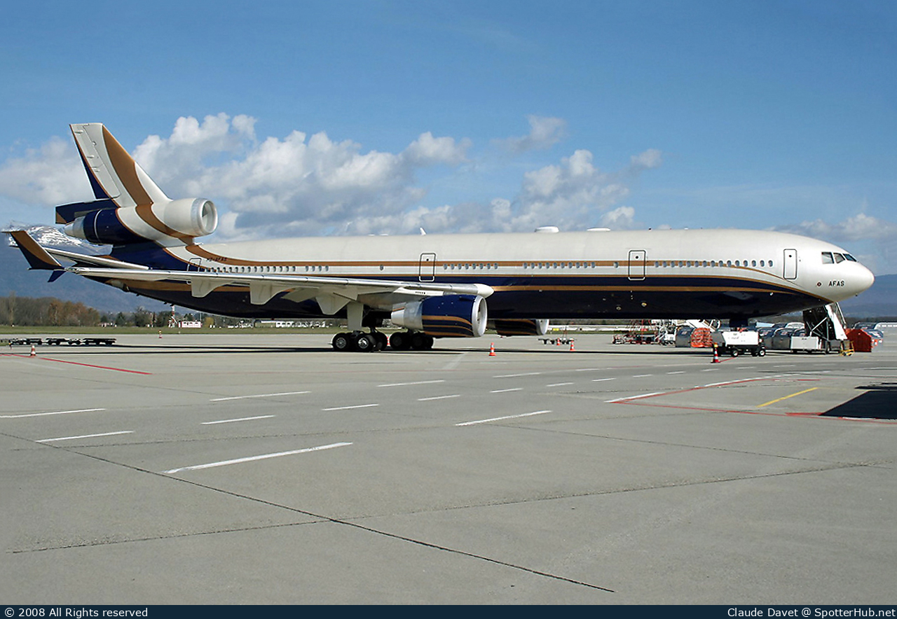 Photo of HZ-AFAS - McDonnell Douglas MD-11 operated by Saudi Royal Flight