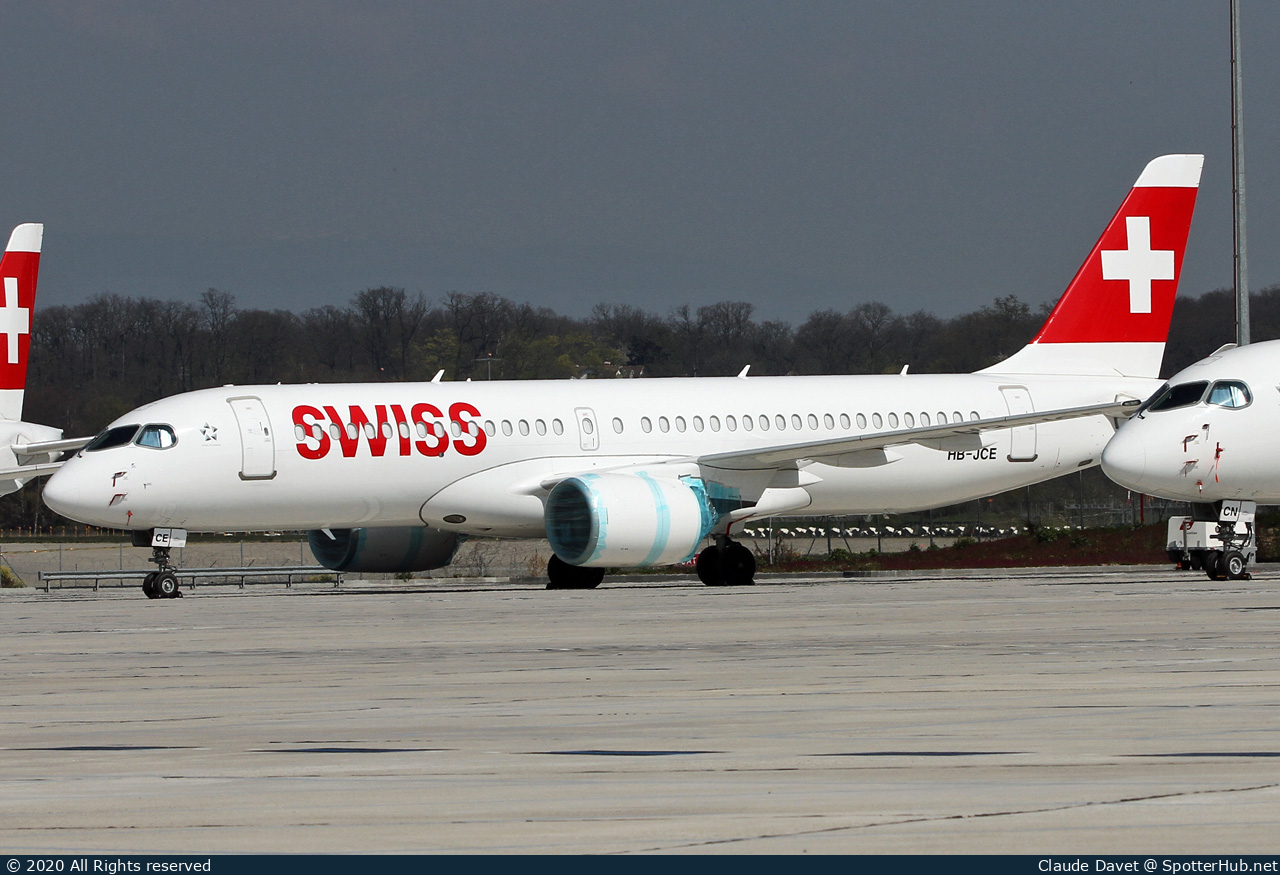 Photo of HB-JCE - Airbus A220-300 operated by Swiss International Air Lines