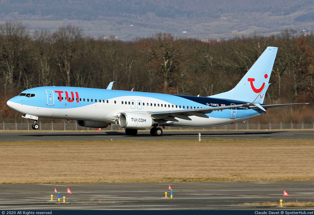 Photo of G-TAWS - Boeing 737-8K5 operated by TUI Airways