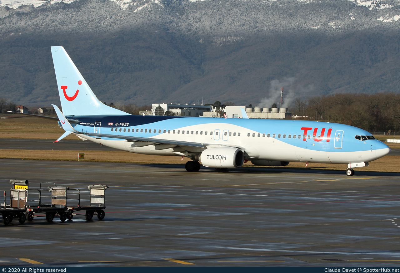 Photo of G-FDZS - Boeing 737-8K5 operated by TUI Airways