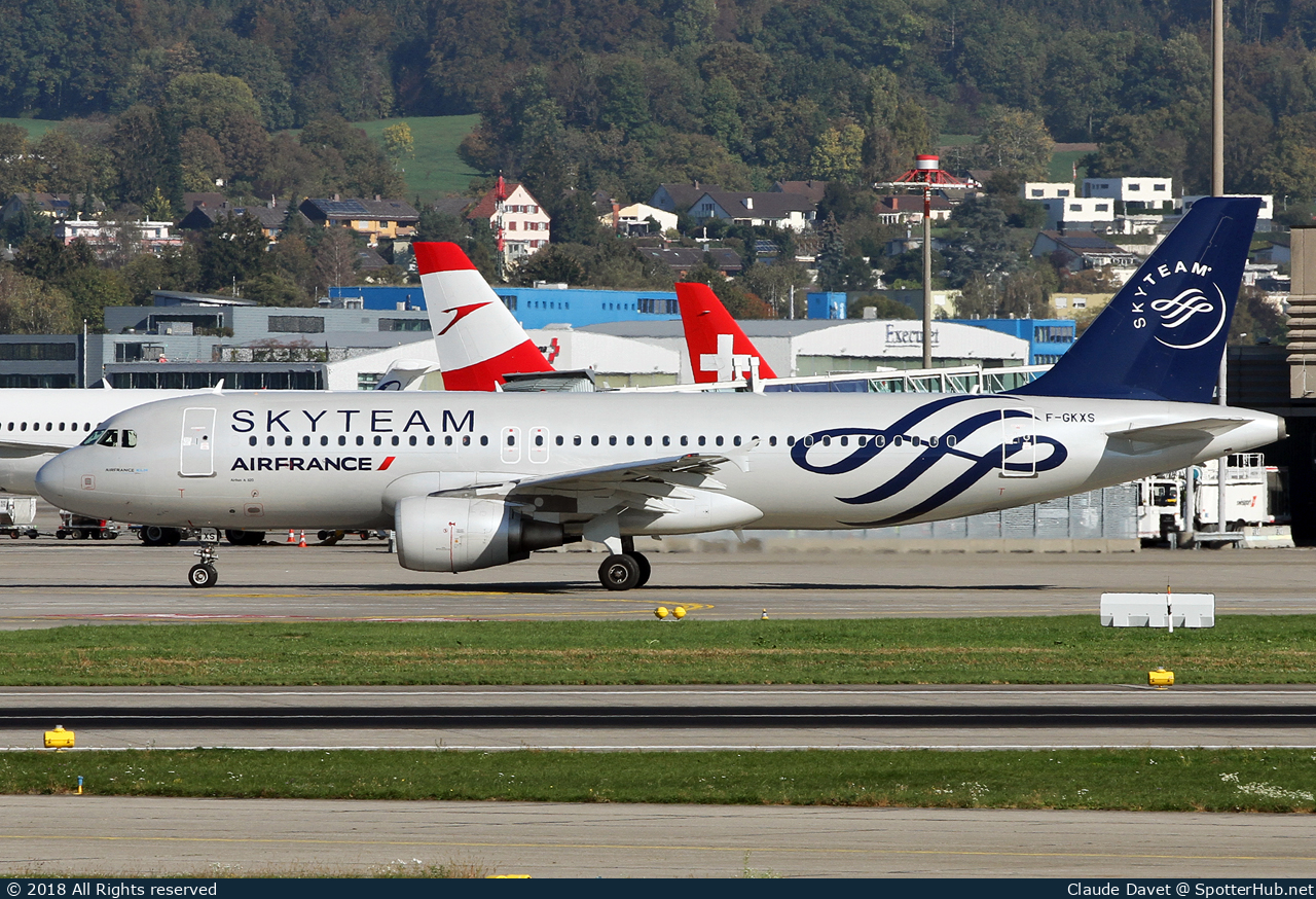 Photo of F-GKXS - Airbus A320-214 operated by Air France