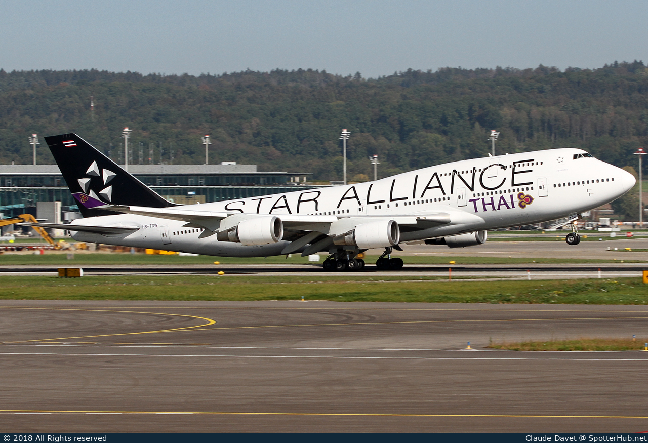 Photo of HS-TGW - Boeing 747-4D7 operated by Thai Airways International