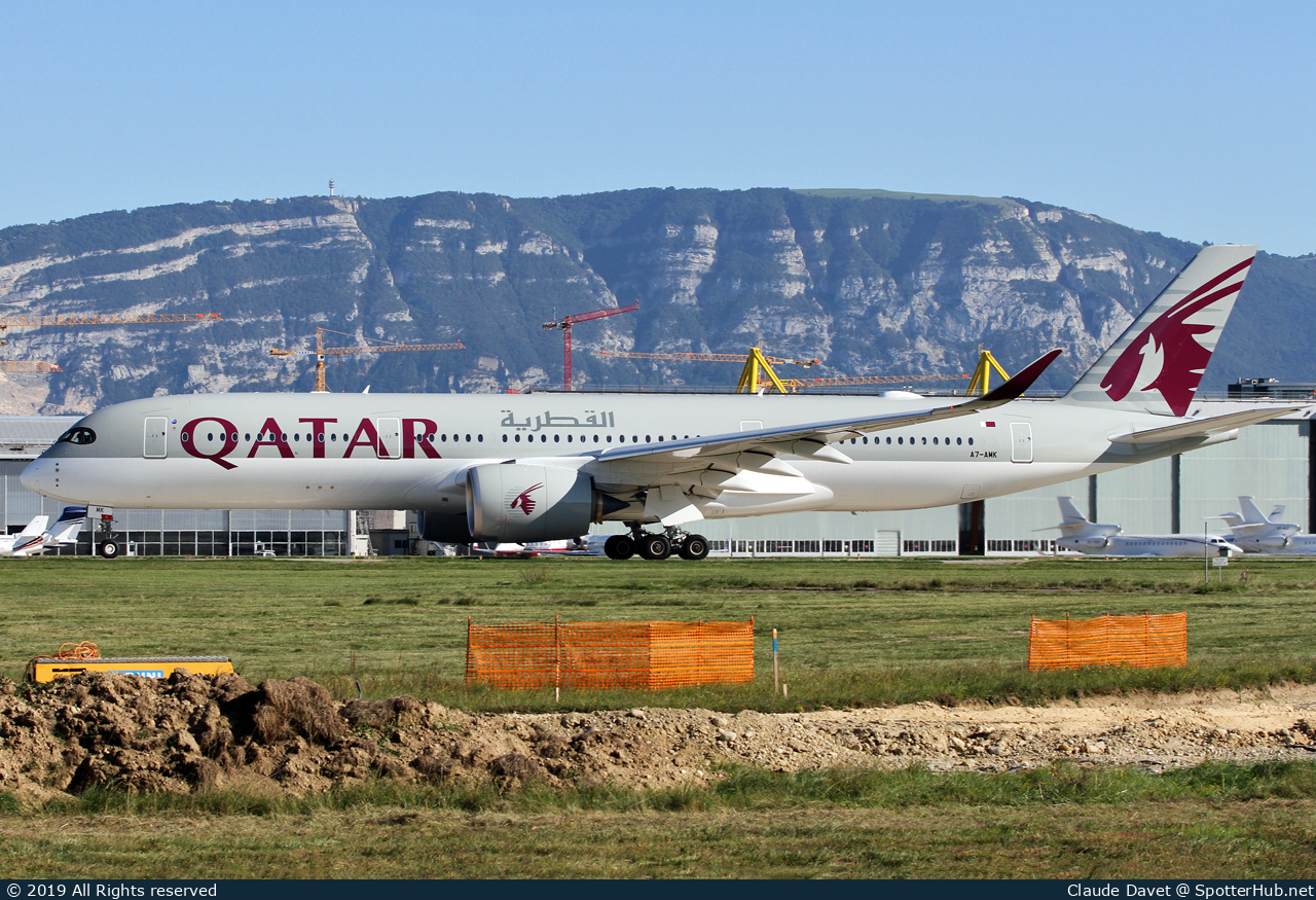 Photo of A7-AMK - Airbus A350-941 operated by Qatar Airways