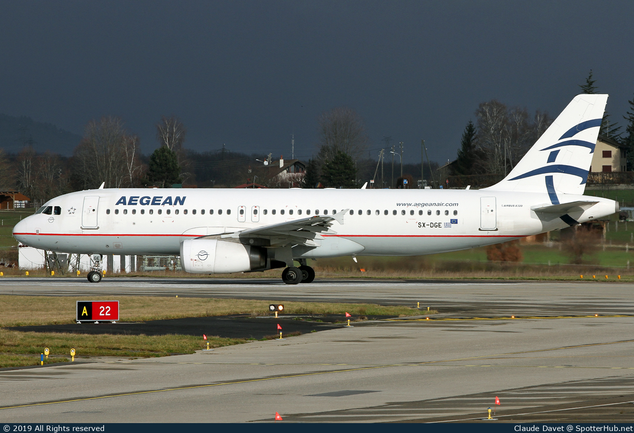 Photo of SX-DGE - Airbus A320-232 operated by Aegean Airlines