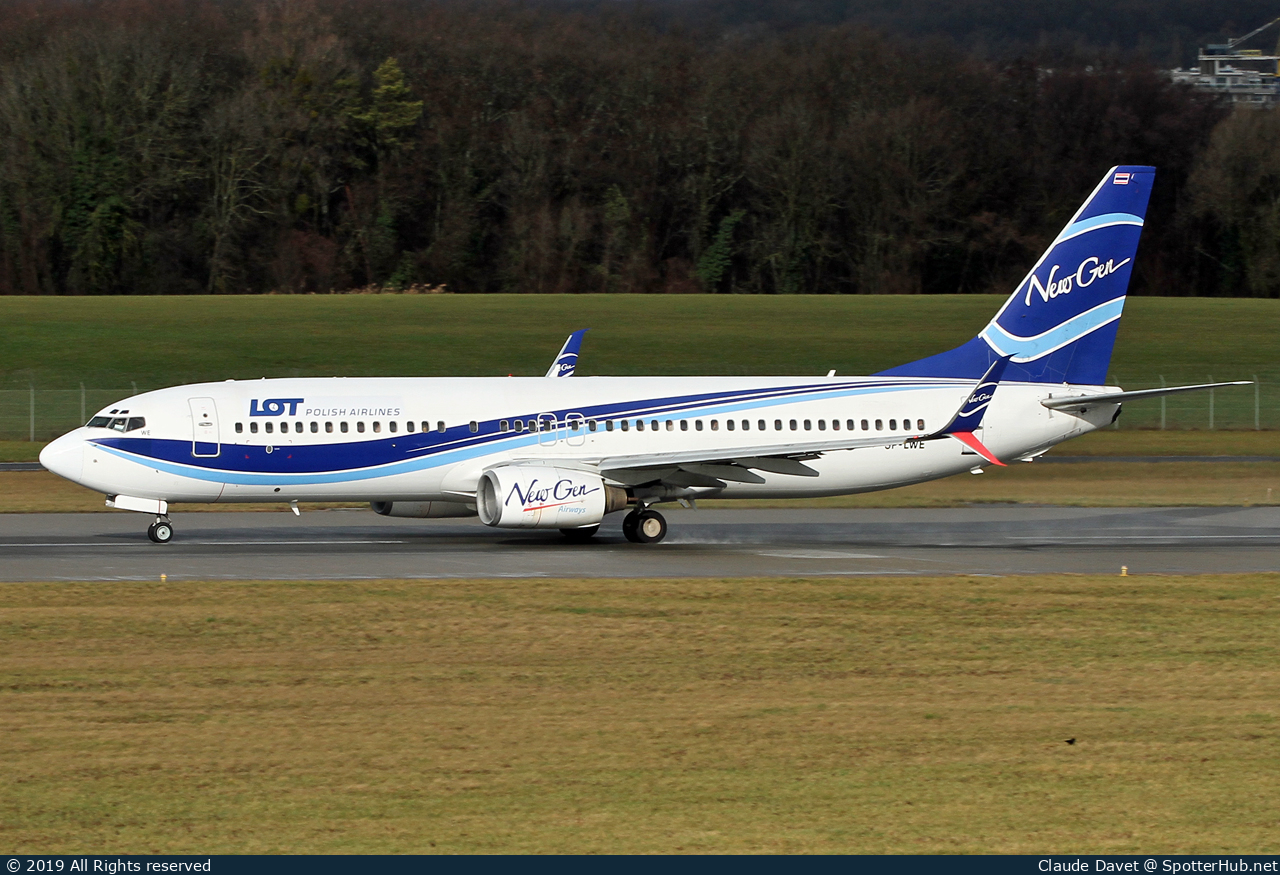 Photo of SP-LWE - Boeing 737-8Q8 operated by LOT Polish Airlines
