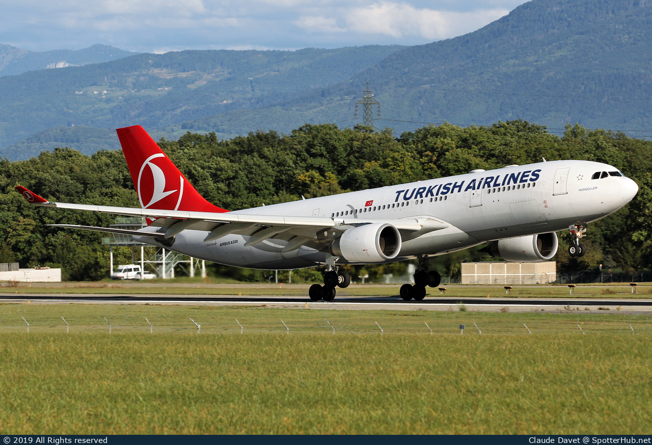 Photo of TC-JIL - Airbus A330-203 operated by Turkish Airlines