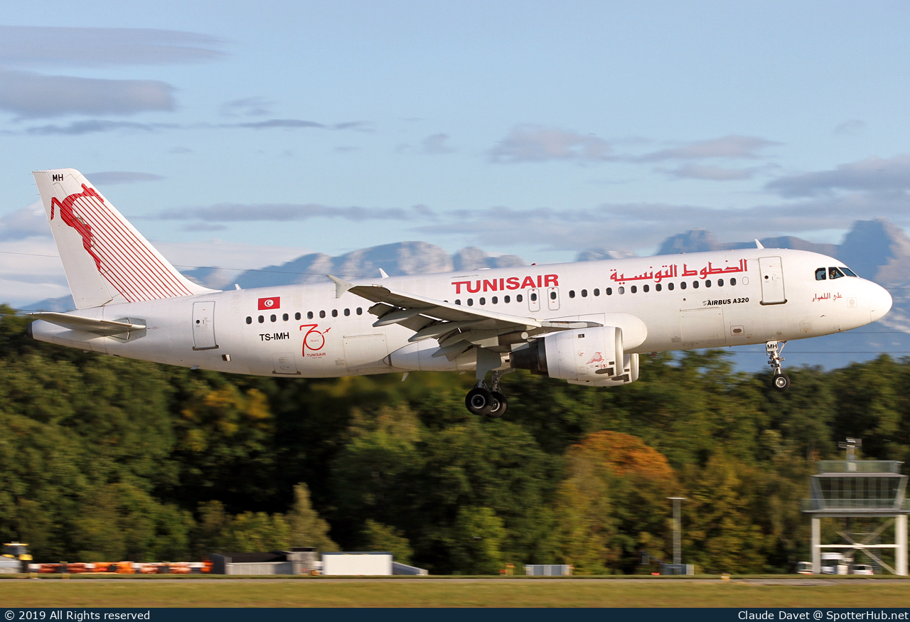 Photo of TS-IMH - Airbus A320-211 operated by Tunisair