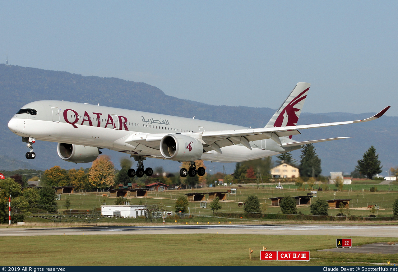 Photo of A7-ALA - Airbus A350-941 operated by Qatar Airways