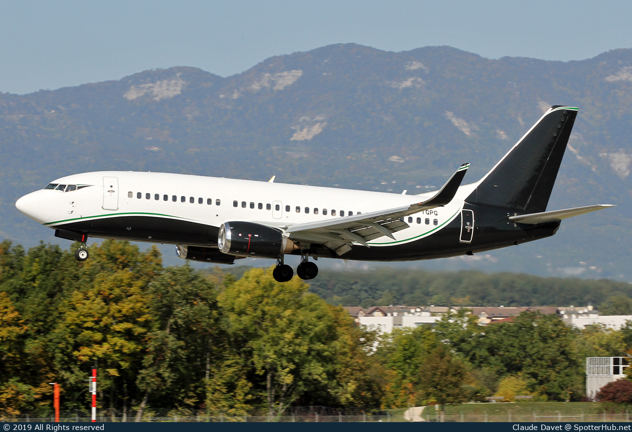 Photo of G-TGPG - Boeing 737-3Y0 operated by 2Excel Aviation