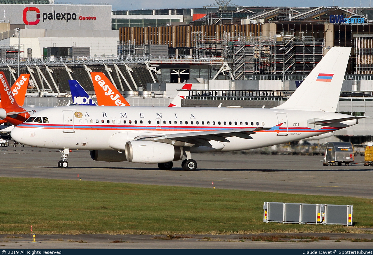 Photo of 701 - Airbus A319-132(CJ) operated by Government of Armenia