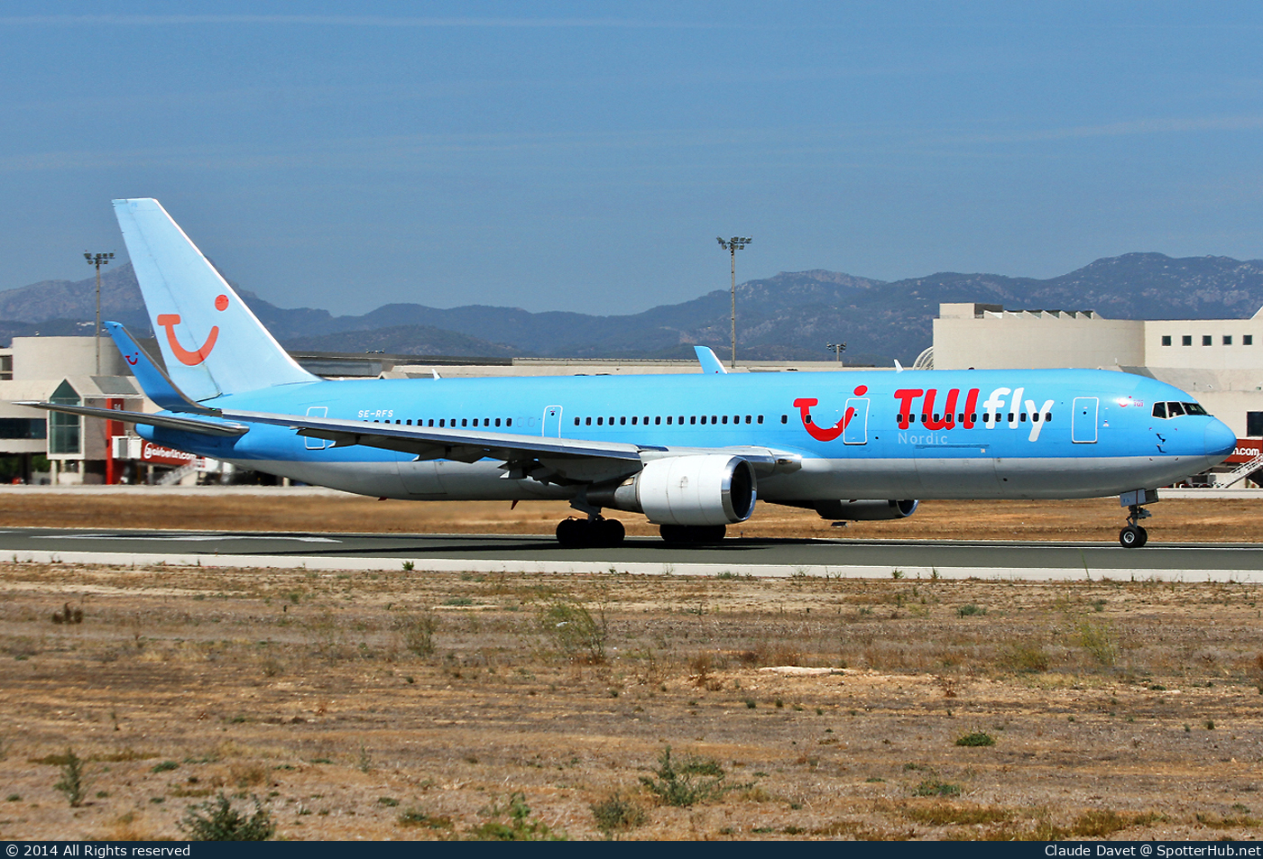 Photo of SE-RFS - Boeing 767-304(ER) operated by TUIfly Nordic