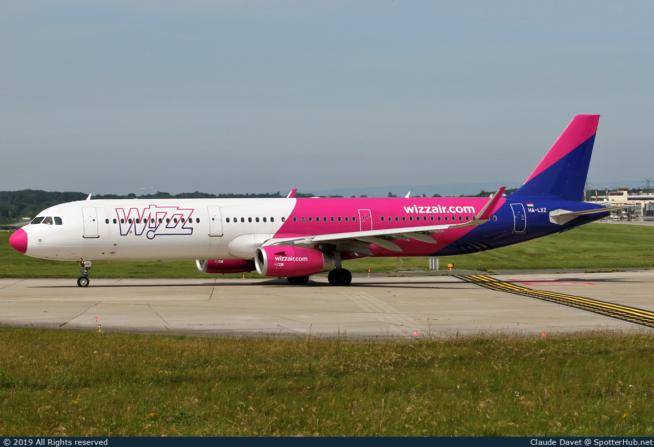 Photo of HA-LXZ - Airbus A321-231 operated by Wizz Air