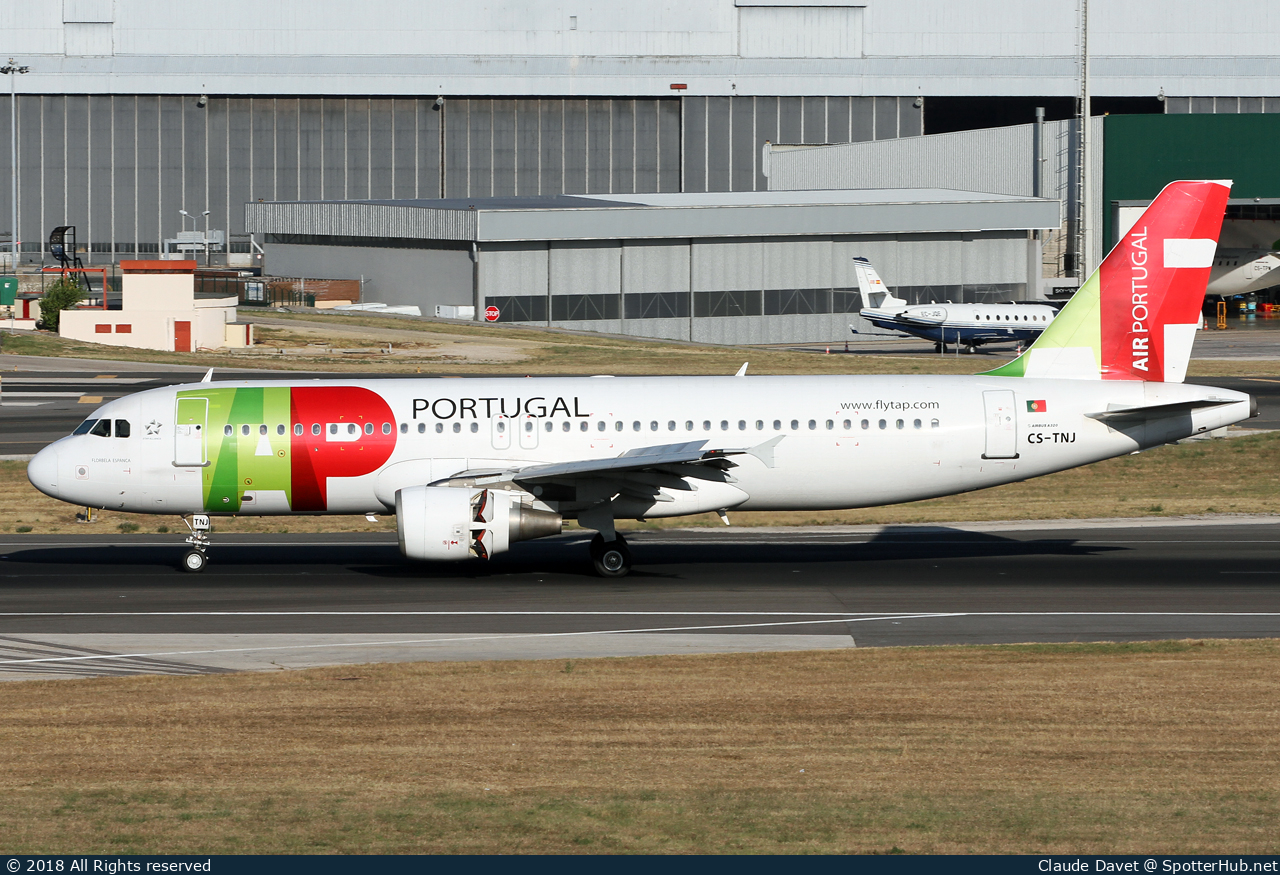 Photo of CS-TNJ - Airbus A320-214 operated by TAP Air Portugal