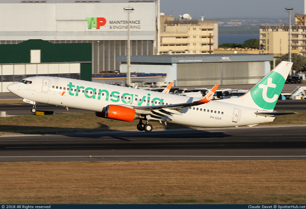 Photo of PH-GGX - Boeing 737-8EH operated by Transavia
