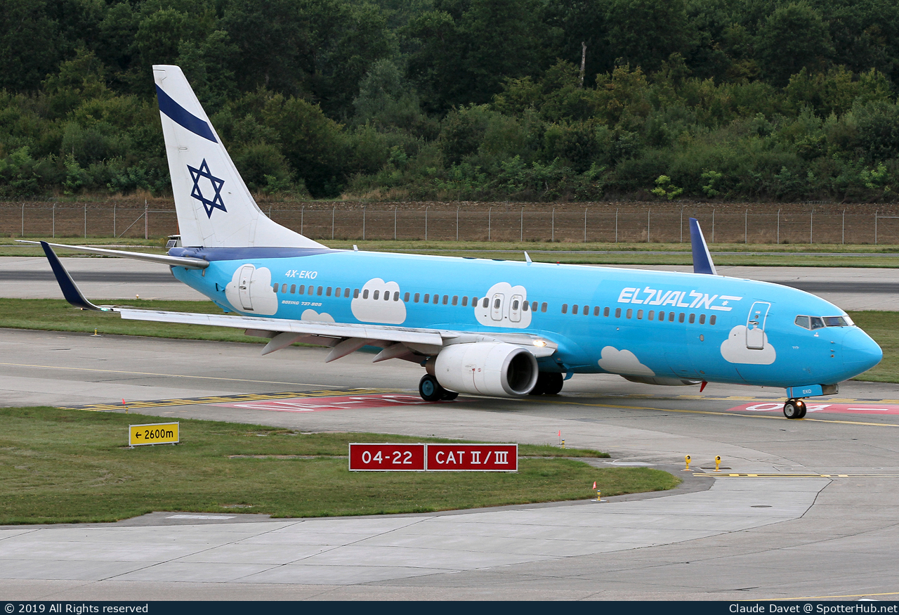 Photo of 4X-EKO - Boeing 737-86Q operated by UP by El Al