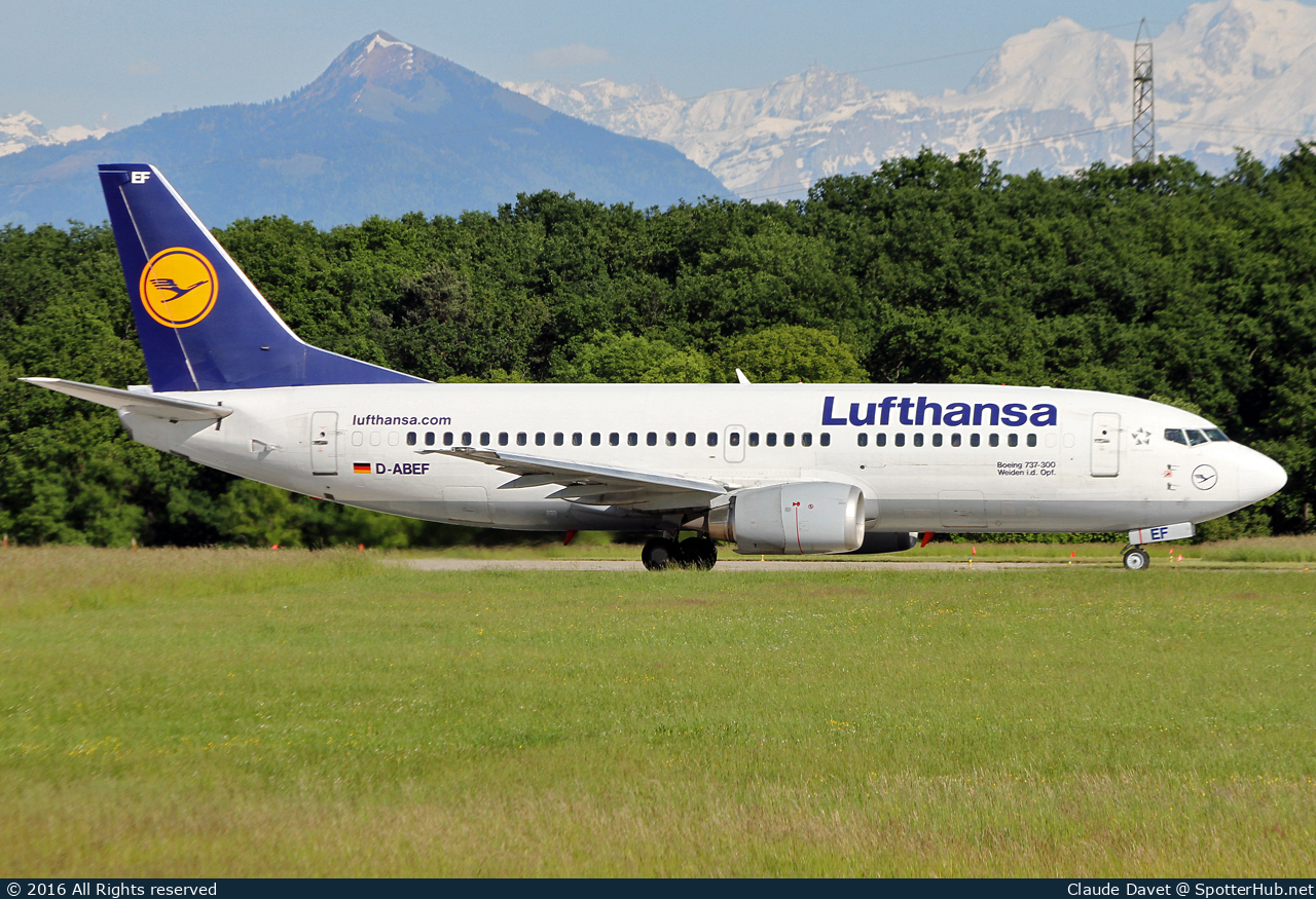 Photo of D-ABEF - Boeing 737-330 operated by Lufthansa
