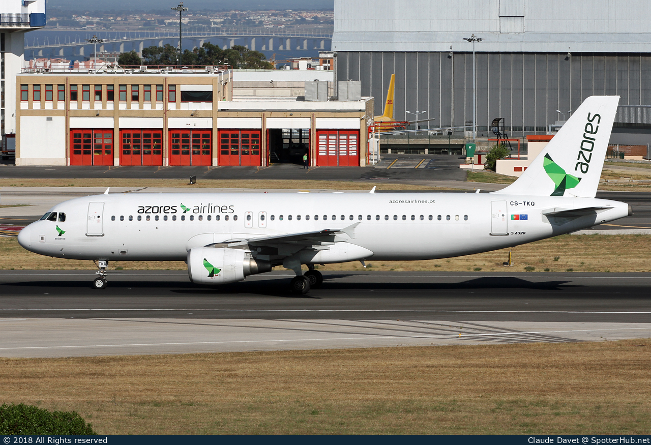 Photo of CS-TKQ - Airbus A320-214 operated by Azores Airlines
