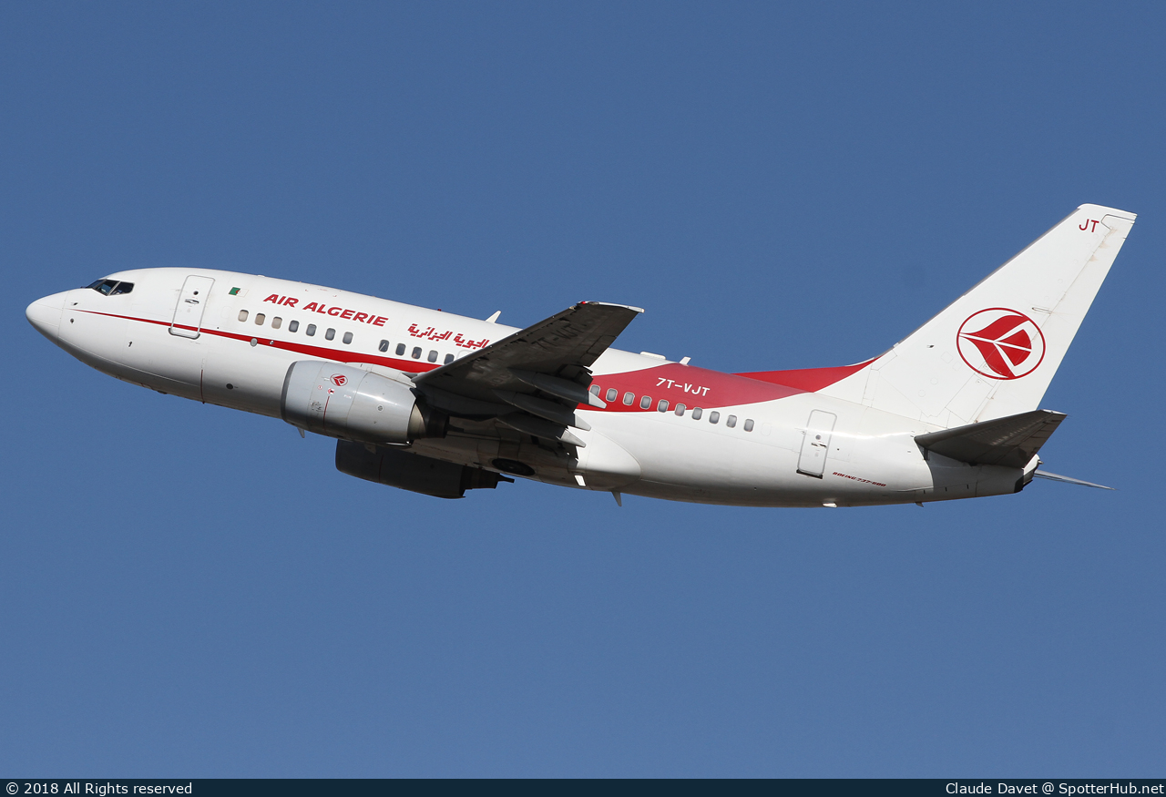 Photo of 7T-VJT - Boeing 737-6D6 operated by Air Algérie