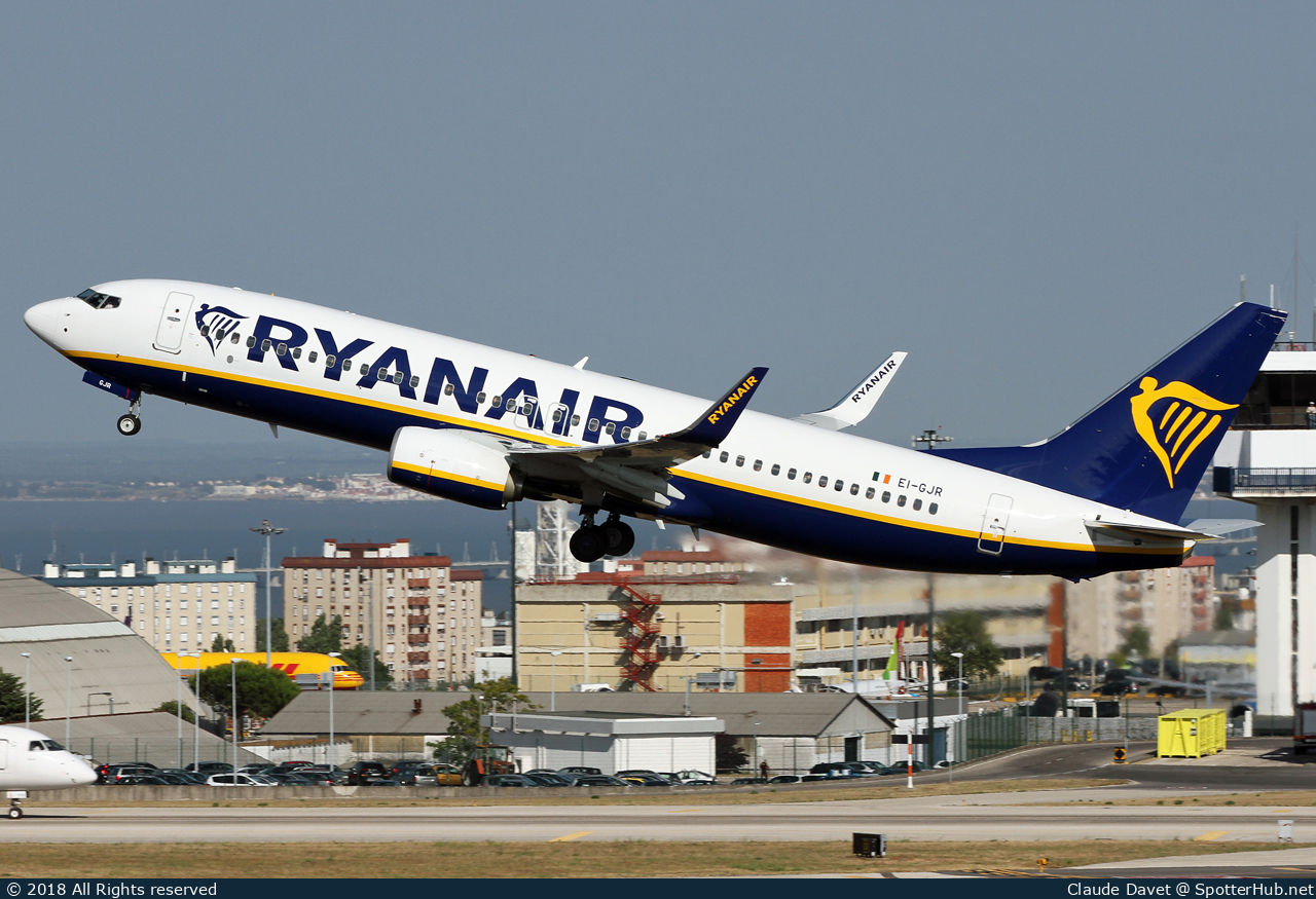 Photo of EI-GJR - Boeing 737-8AS operated by Ryanair