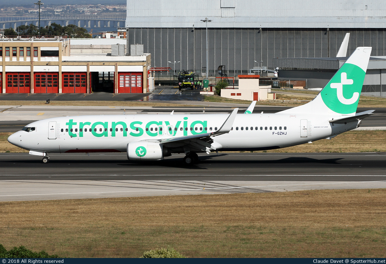 Photo of F-GZHJ - Boeing 737-86J operated by Transavia France