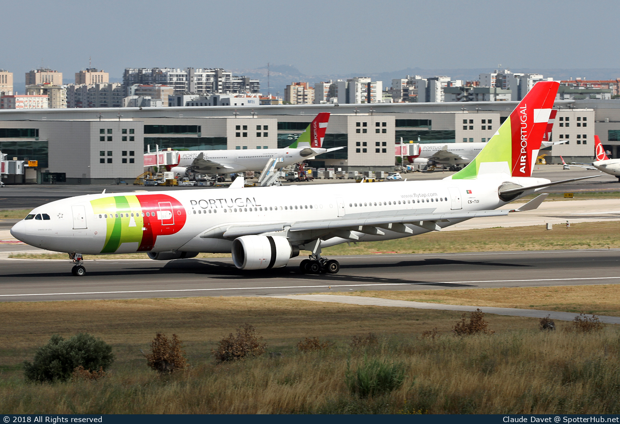 Photo of CS-TOI - Airbus A330-223 operated by TAP Air Portugal