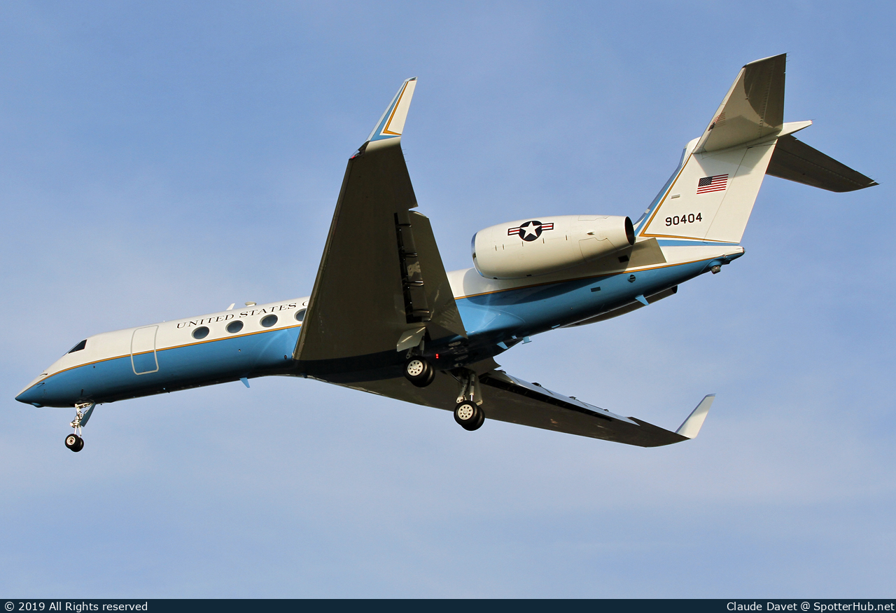 Photo of 99-0404 - Gulfstream C-37A operated by US Air Force