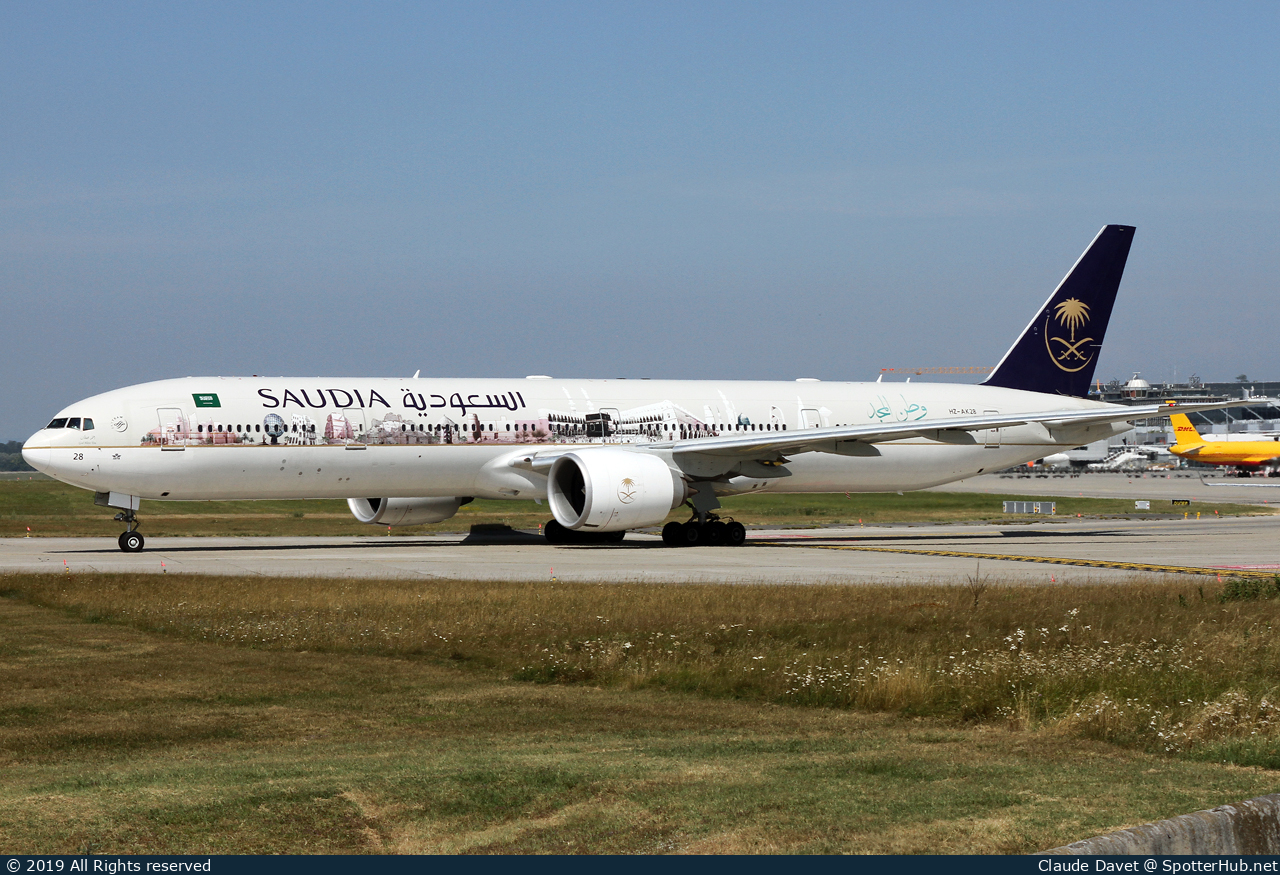 Photo of HZ-AK28 - Boeing 777-368(ER) operated by Saudia
