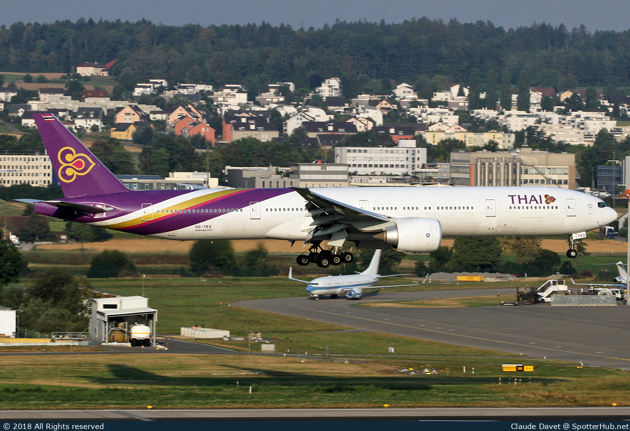 Photo of HS-TKX - Boeing 777-3D7(ER) operated by Thai Airways International