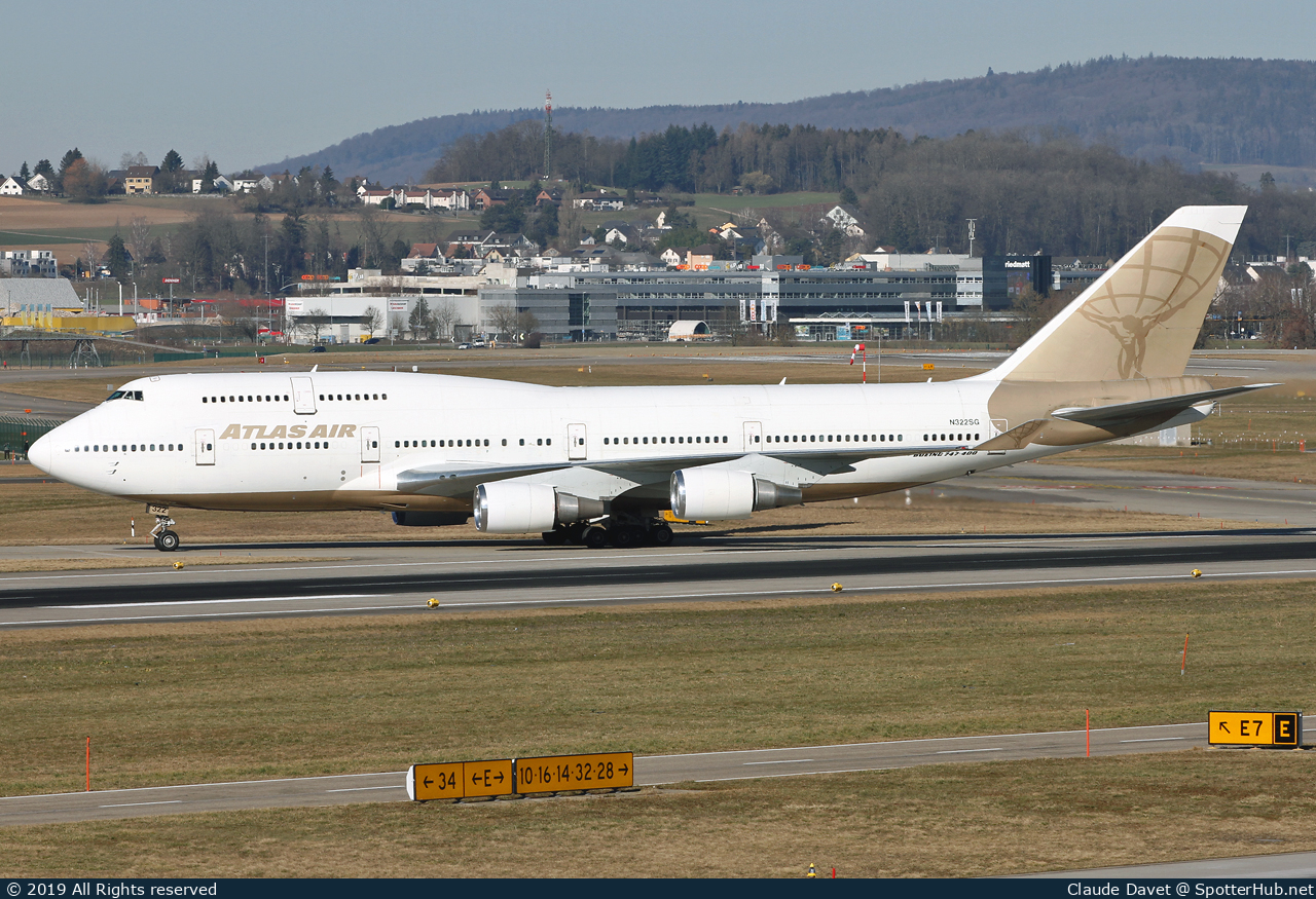 Photo of N322SG - Boeing 747-481 operated by Atlas Air