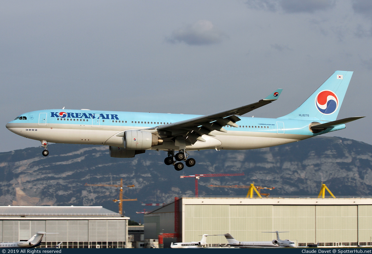 Photo of HL8276 - Airbus A330-223 operated by Korean Air