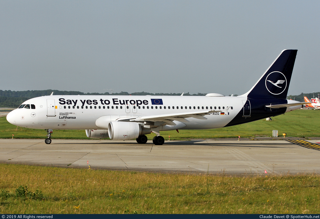 Photo of D-AIZG - Airbus A320-214 operated by Lufthansa