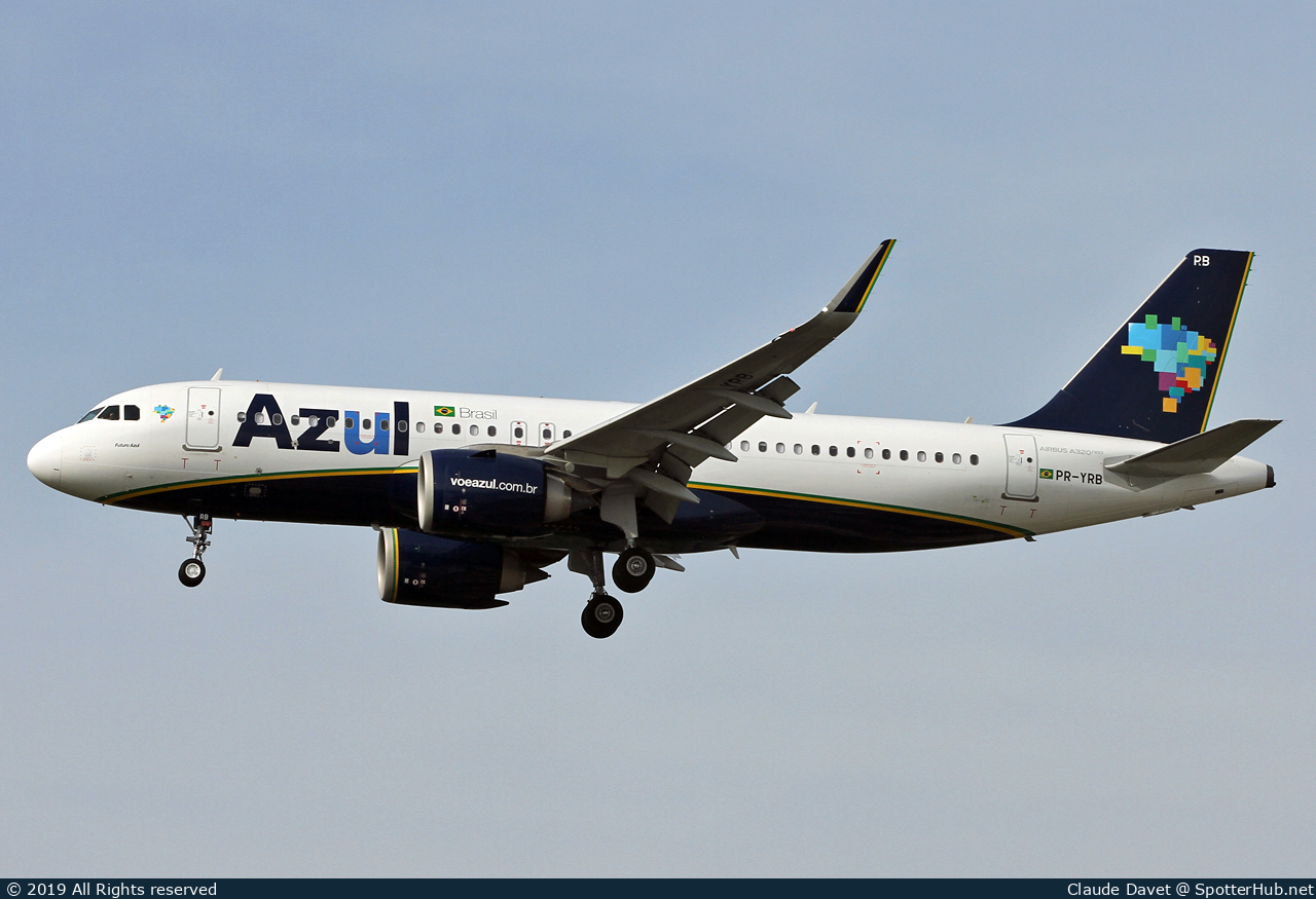 Photo of PR-YRB - Airbus A320-251N operated by Azul