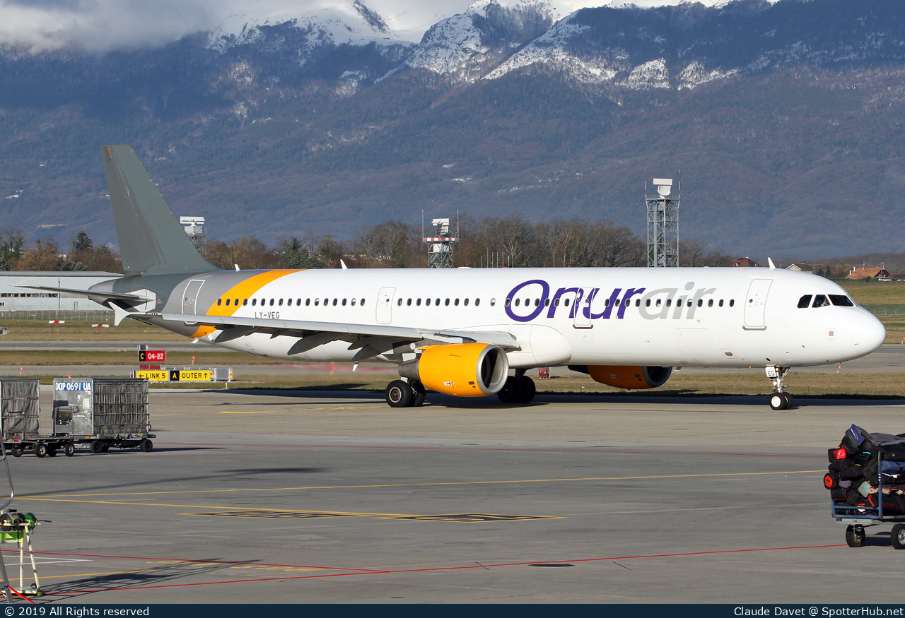 Photo of LY-VEG - Airbus A321-211 operated by Onur Air (opb Avion Express)
