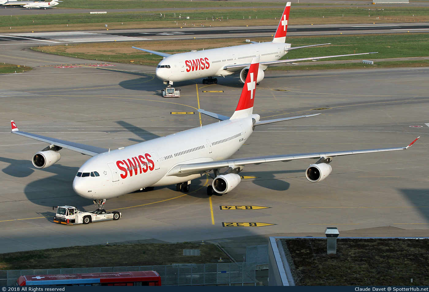 Photo of HB-JMH - Airbus A340-313 operated by Swiss International Air Lines