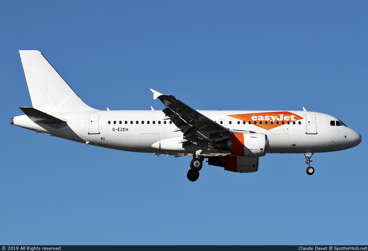 Photo of G-EZEH - Airbus A319-111 operated by easyJet