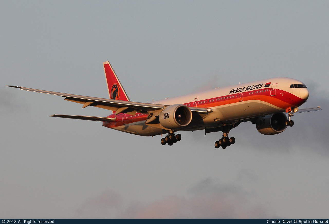 Photo of D2-TEK - Boeing 777-3M2(ER) operated by TAAG Angola Airlines