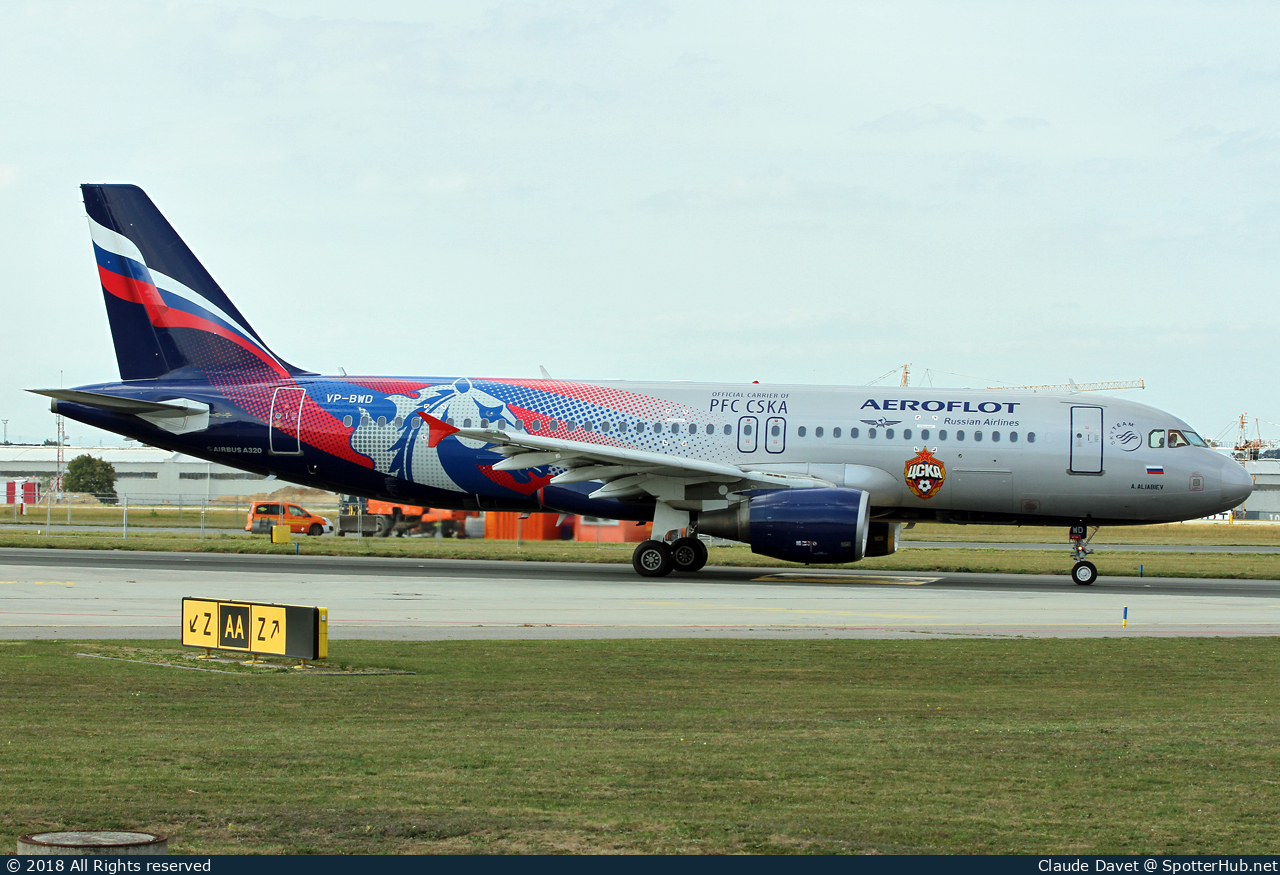 Photo of VP-BWD - Airbus A320-214 operated by Aeroflot