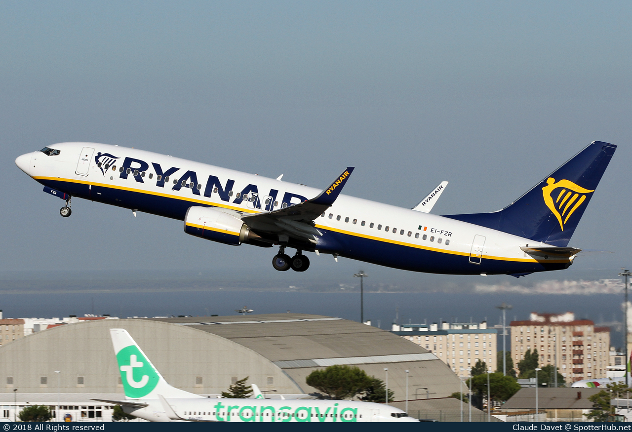 Photo of EI-FZR - Boeing 737-8AS operated by Ryanair