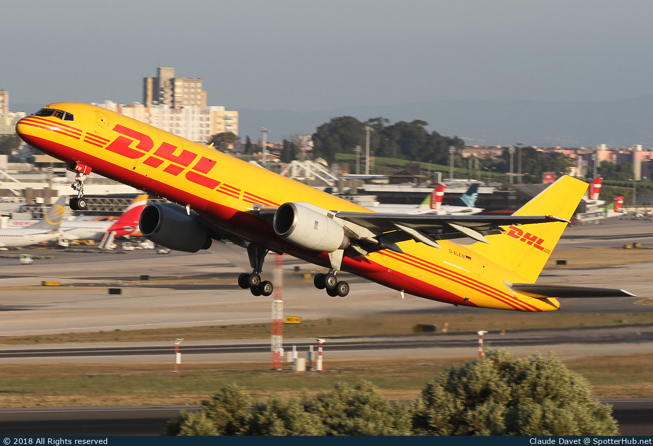 Photo of D-ALEW - Boeing 757-236(SF) operated by European Air Transport