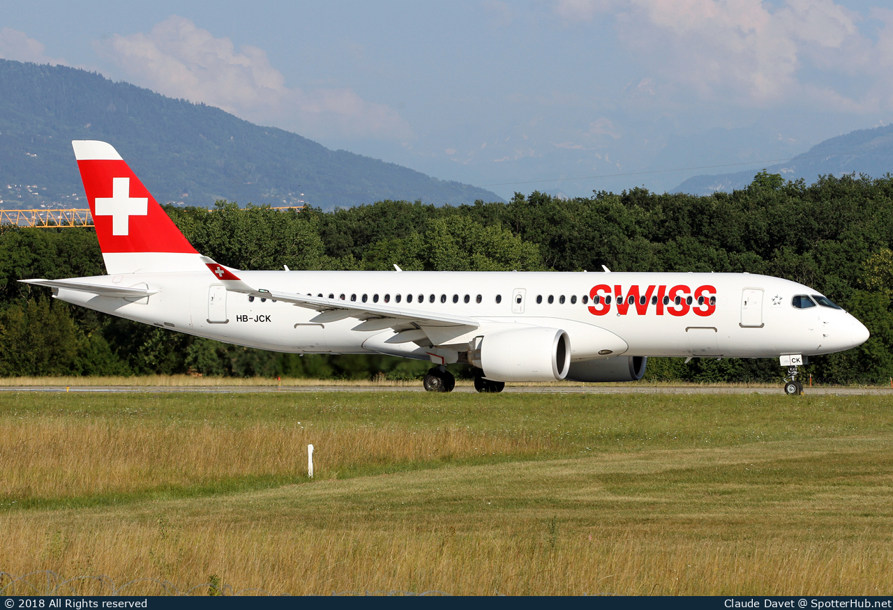 Photo of HB-JCK - Airbus A220-300 operated by Swiss International Air Lines