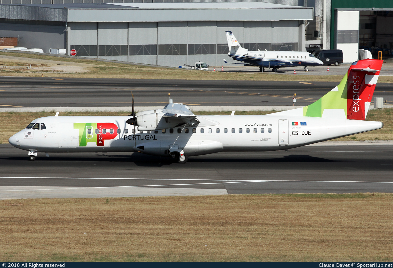 Photo of CS-DJE - ATR 72-600 operated by TAP Express (opb White Airways)