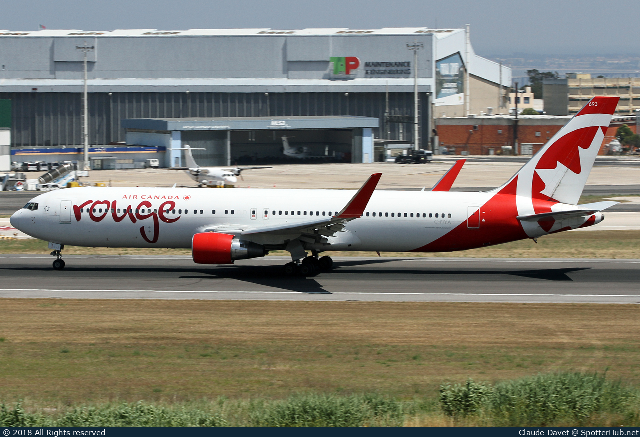 Photo of C-FIYA - Boeing 767-33A(ER) operated by Air Canada Rouge