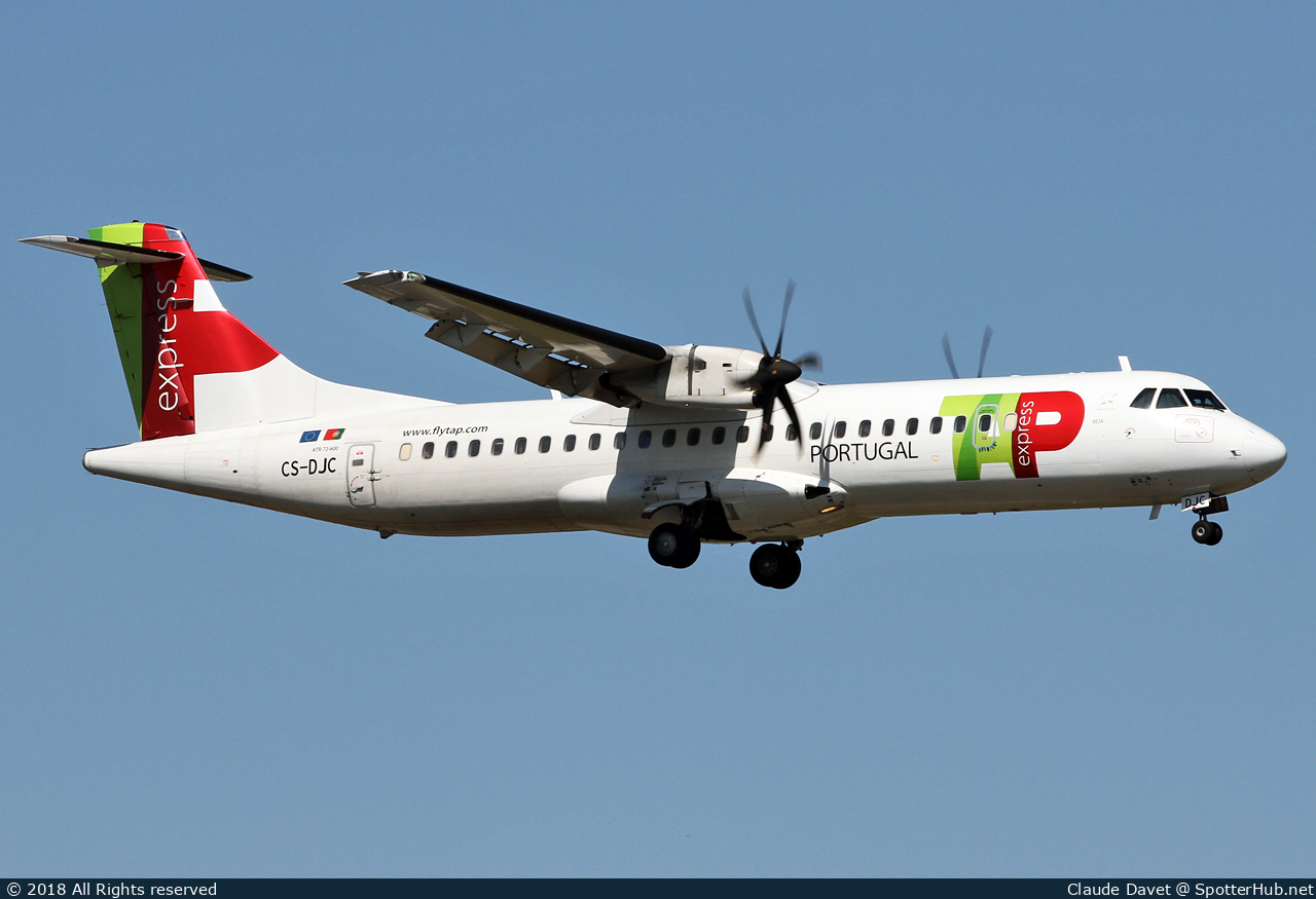 Photo of CS-DJC - ATR 72-600 operated by TAP Express (opb White Airways)